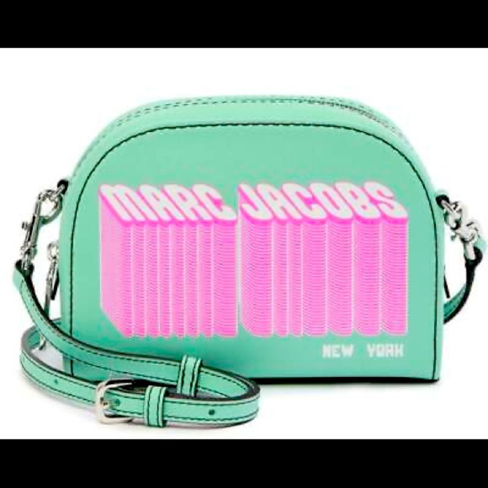 MARC JACOBS LEATHER CROSSBODY!